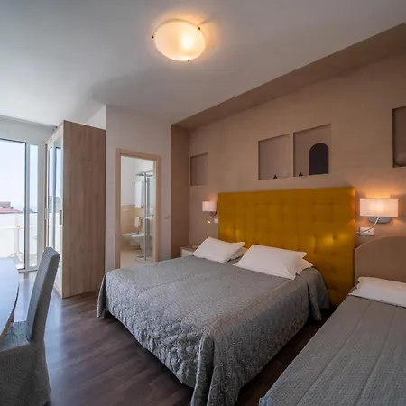 ホテル Palma De Majorca 3*