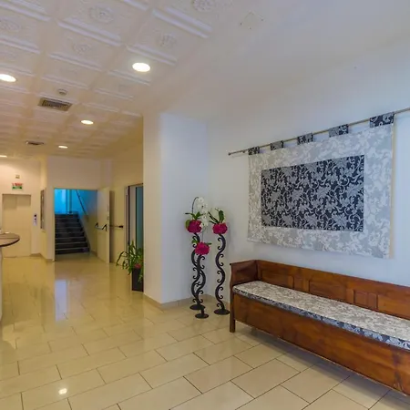 Готель Palma De Majorca 3*
